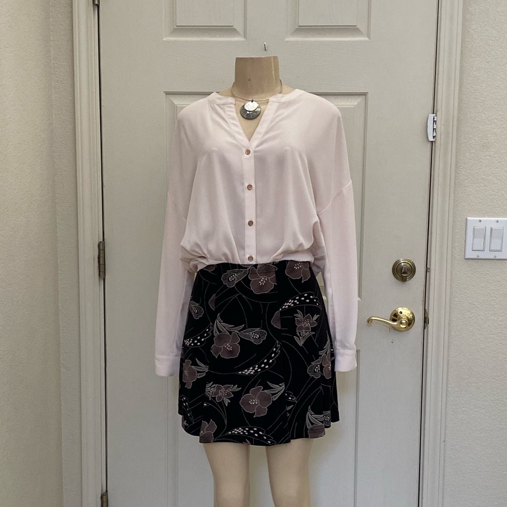“XHILARATION” 💐 SUPER CLASSY ❤️ CREAM BLOUSE